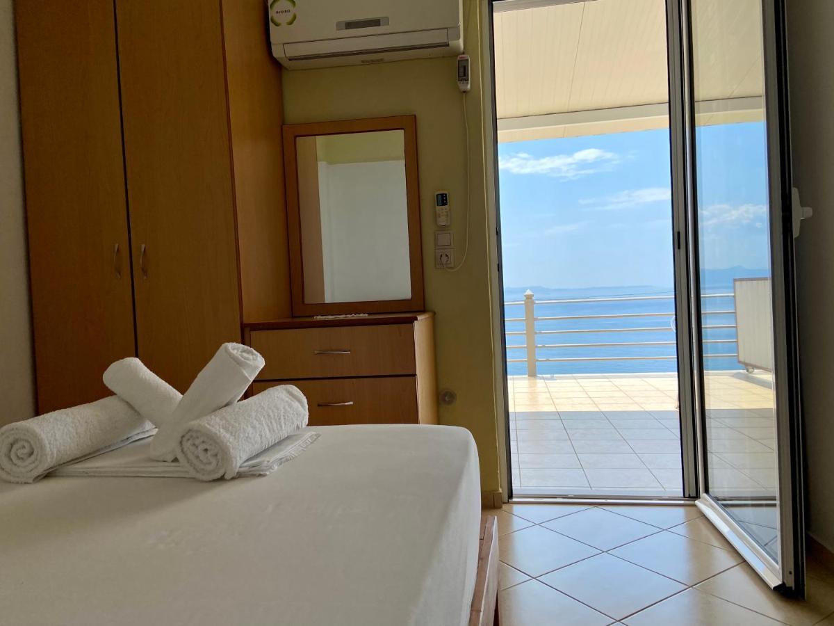 Pano Apartment Qeparo