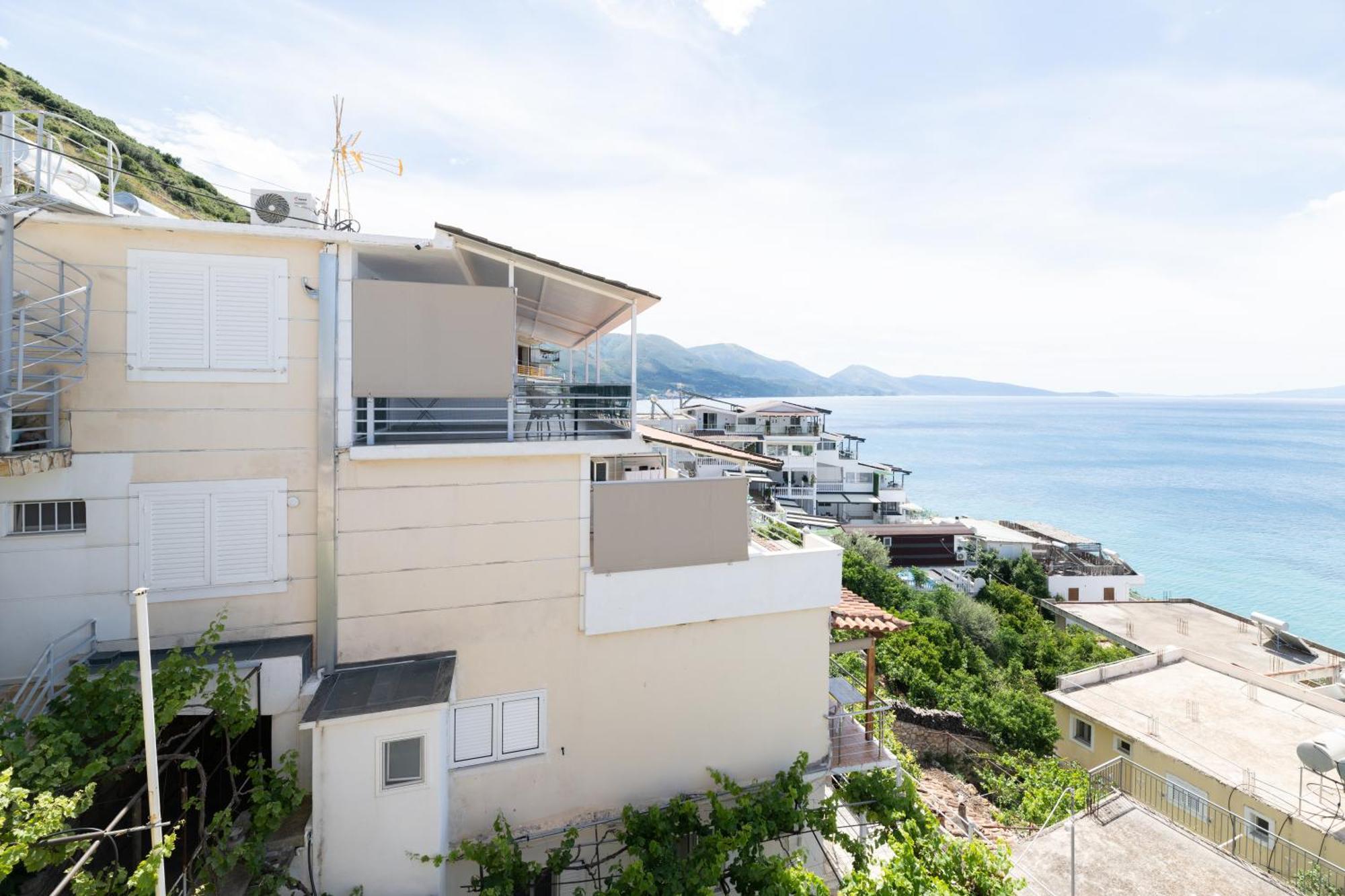 公寓 Pano Qeparo